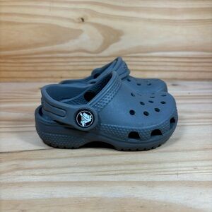 Crocs Grey On Clogs Youth/Toddler Sz C5 Comfort